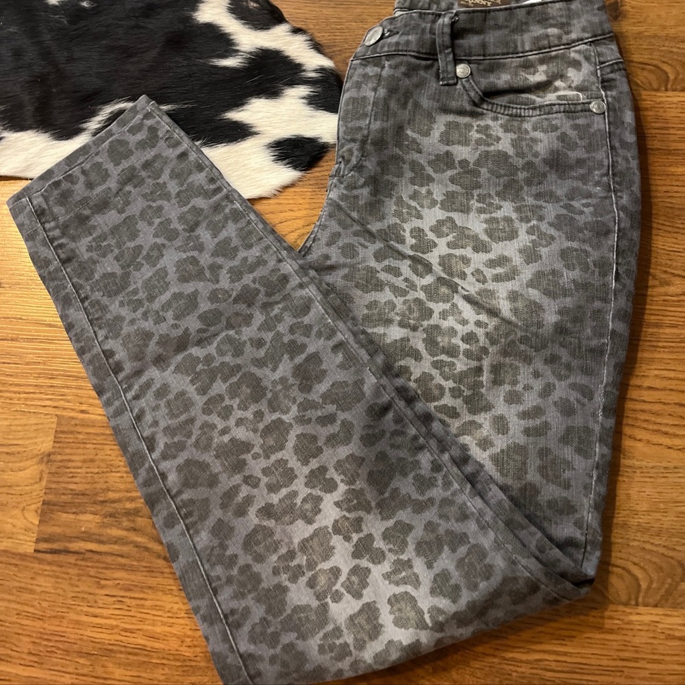 Matchstick Gray Animal Print Modern Skinny Jeans Sz 8 /28